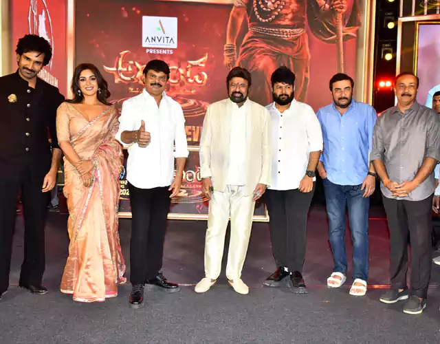 Akhanda Thandavam Grand Pre Release Event Photos
